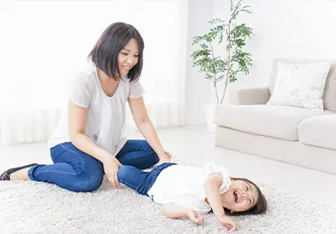 アレルギーを気にせず過ごす家族のイメージ