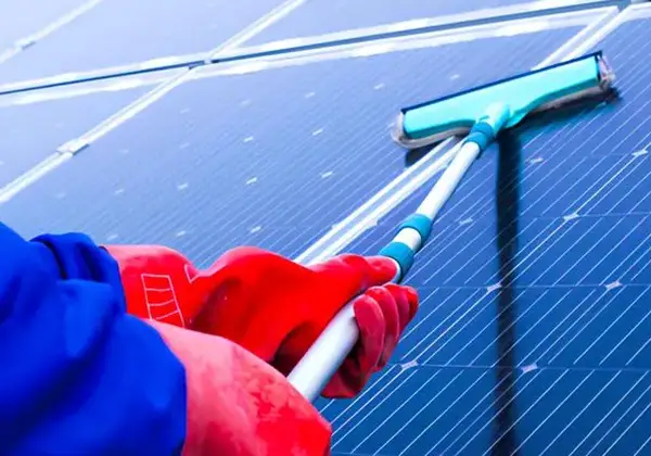 パネル清掃のイメージ