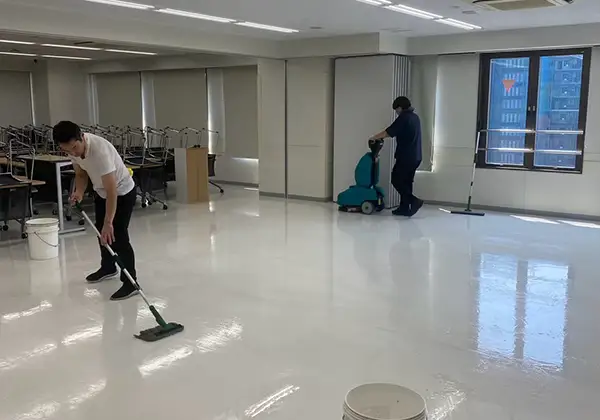 学校清掃のイメージ