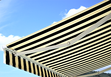 飲食店舗(路面店・テラス席あり)のイメージ