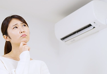 壁紙の黄ばみや汚れが気になってきた方のイメージ