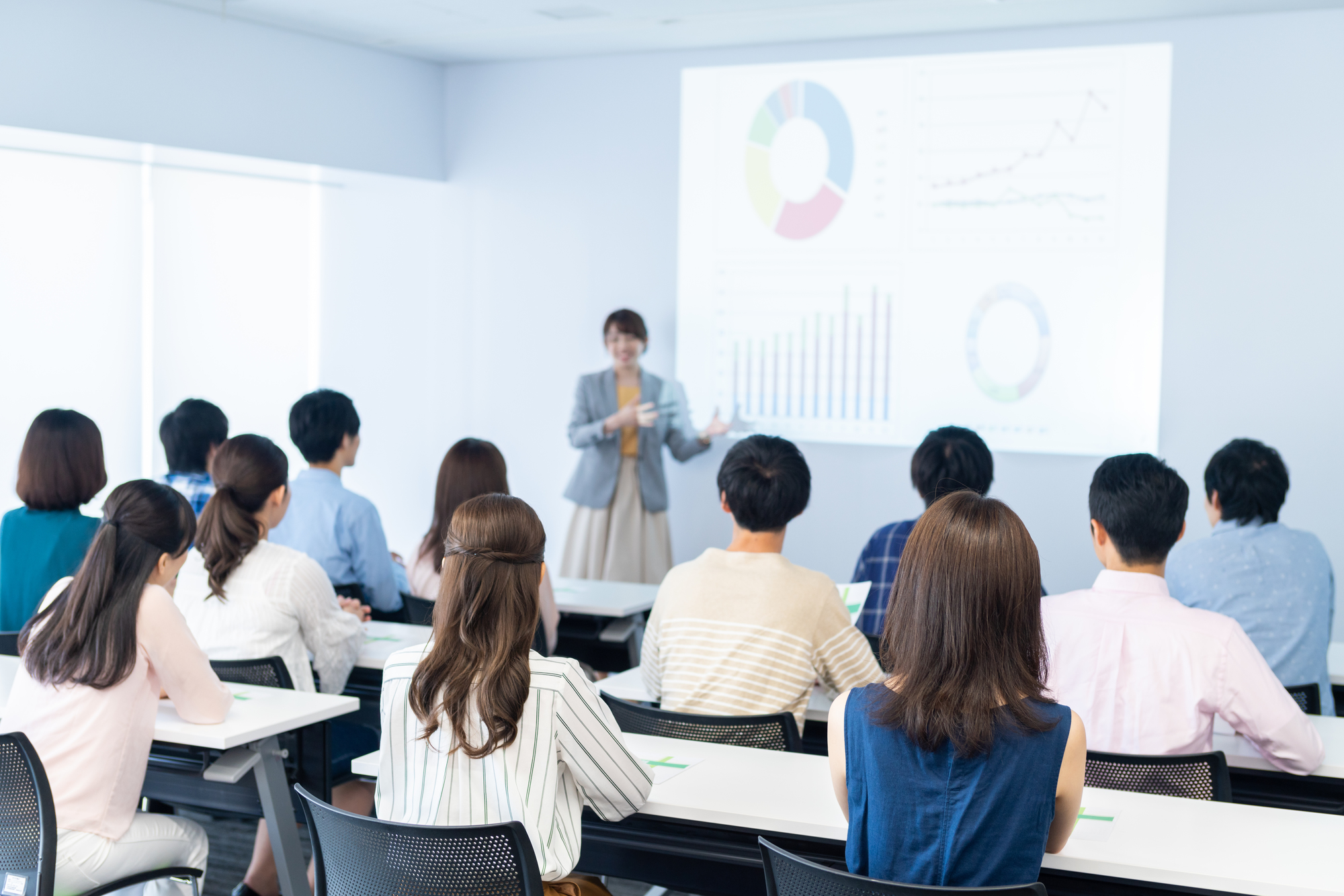 戸建てリビング（ホームシアター導入）のイメージ