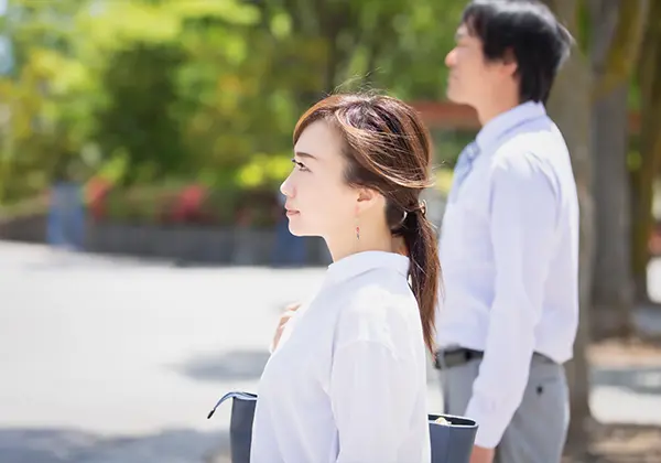 共働きや子育てのイメージ