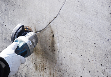 老朽化した住宅や施設をリフォームしたいイメージ