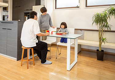 小さなお子様やペットがいるご家庭のイメージ