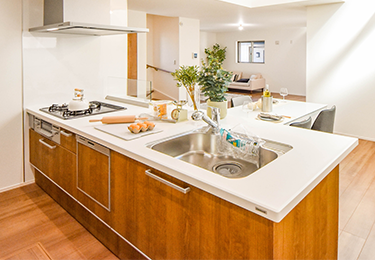 中古物件購入後のリフォーム前清掃イメージ