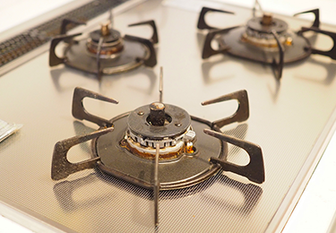 頑固な油汚れにお困りの方のイメージ