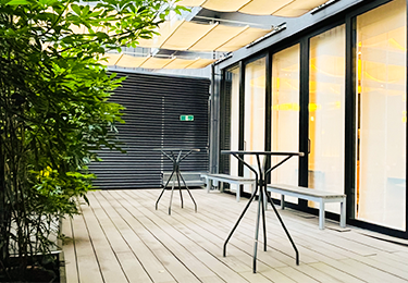 マンション共用部(中庭デッキ30㎡)のイメージ