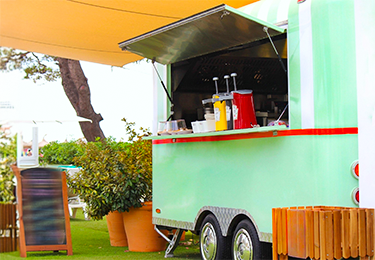 屋外イベントやキッチンカー利用を想定している企業のイメージ
