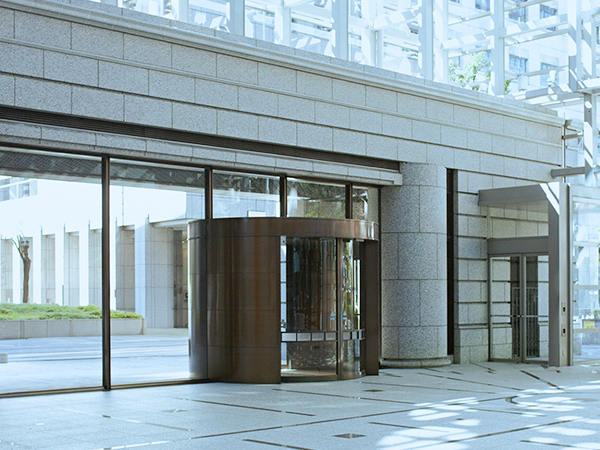 自動ドアの不具合が頻発している施設様のイメージ