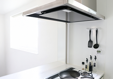 頑固な油汚れが落ちなくてお困りの方のイメージ