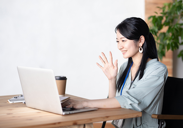 遠方に住む一人暮らしの方のイメージ