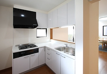 築20年の戸建て（対面キッチン）のイメージ