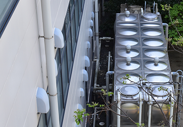 学校施設(30トン受水槽)のイメージ